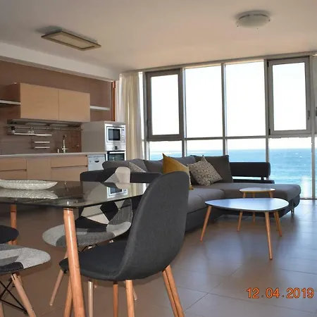 Luxurious Beach Apartment. Telde