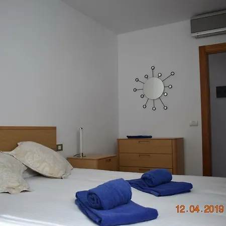 Luxurious Beach Apartment. Apartmán